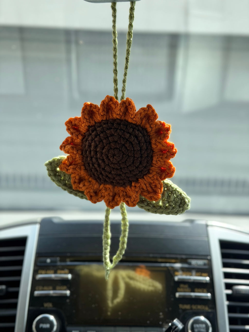 Sunflower hanger 🌻